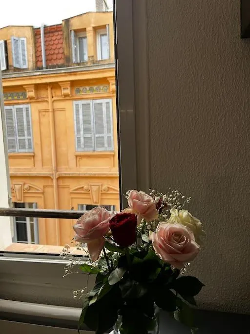 Charmant Appartement 2 Pieces En Plein Centre Ville Historique Aix-en-Provence 0*,