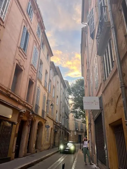 Charmant Appartement 2 Pieces En Plein Centre Ville Historique Aix-en-Provence